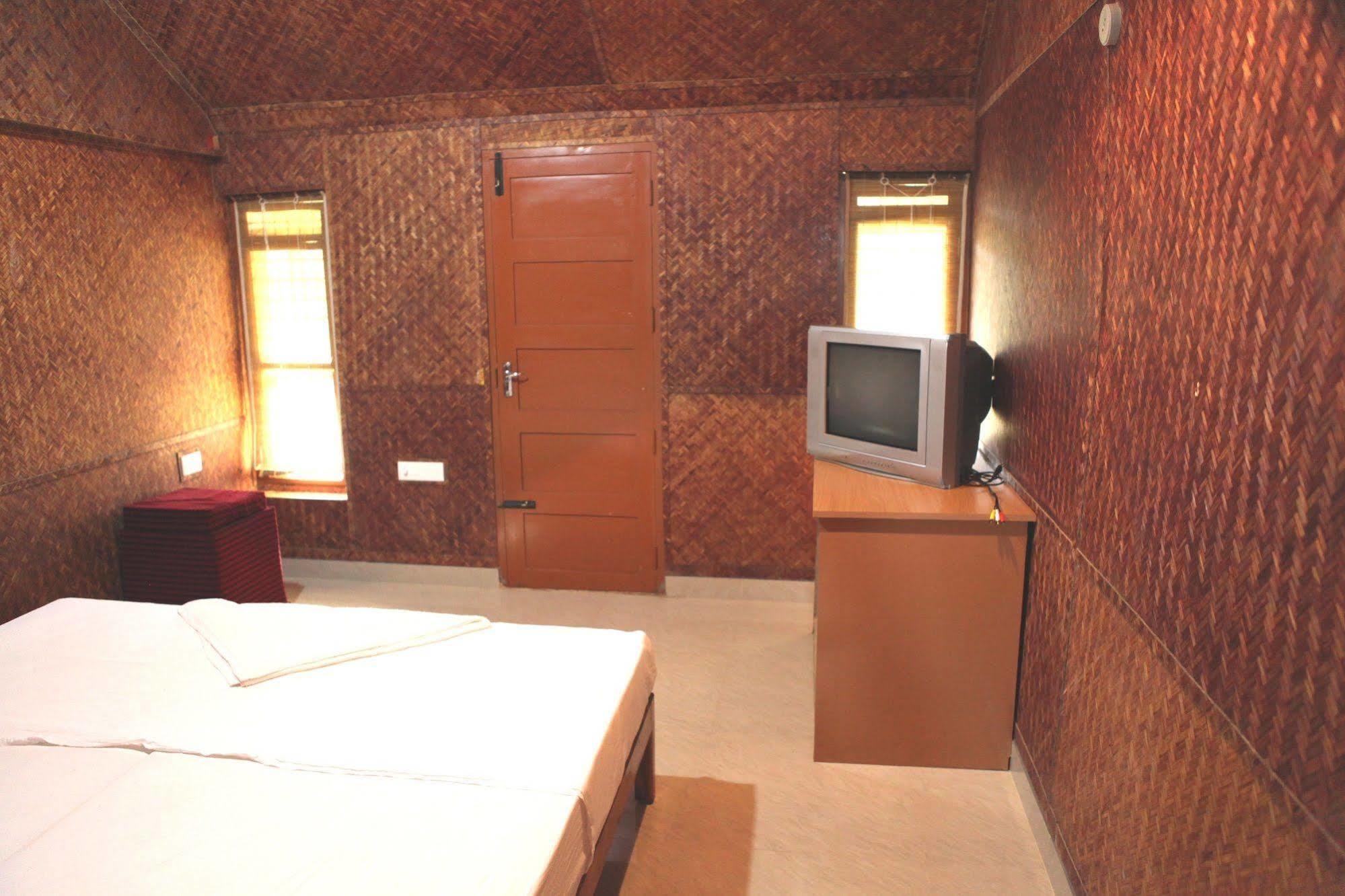 Savithri Inn Bamboo Cottages & Resorts Varkala Exterior foto